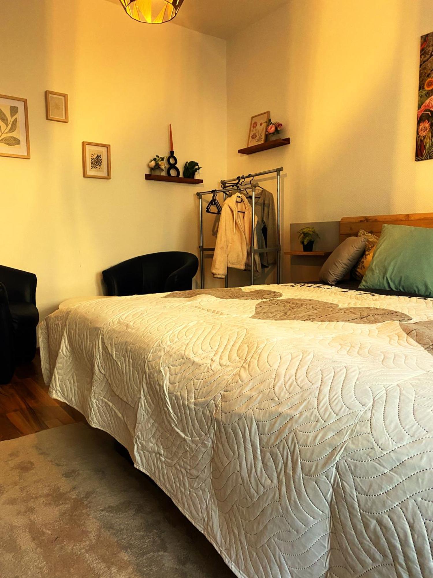 Karli'S Stuebchen Apartment Gera Ngoại thất bức ảnh